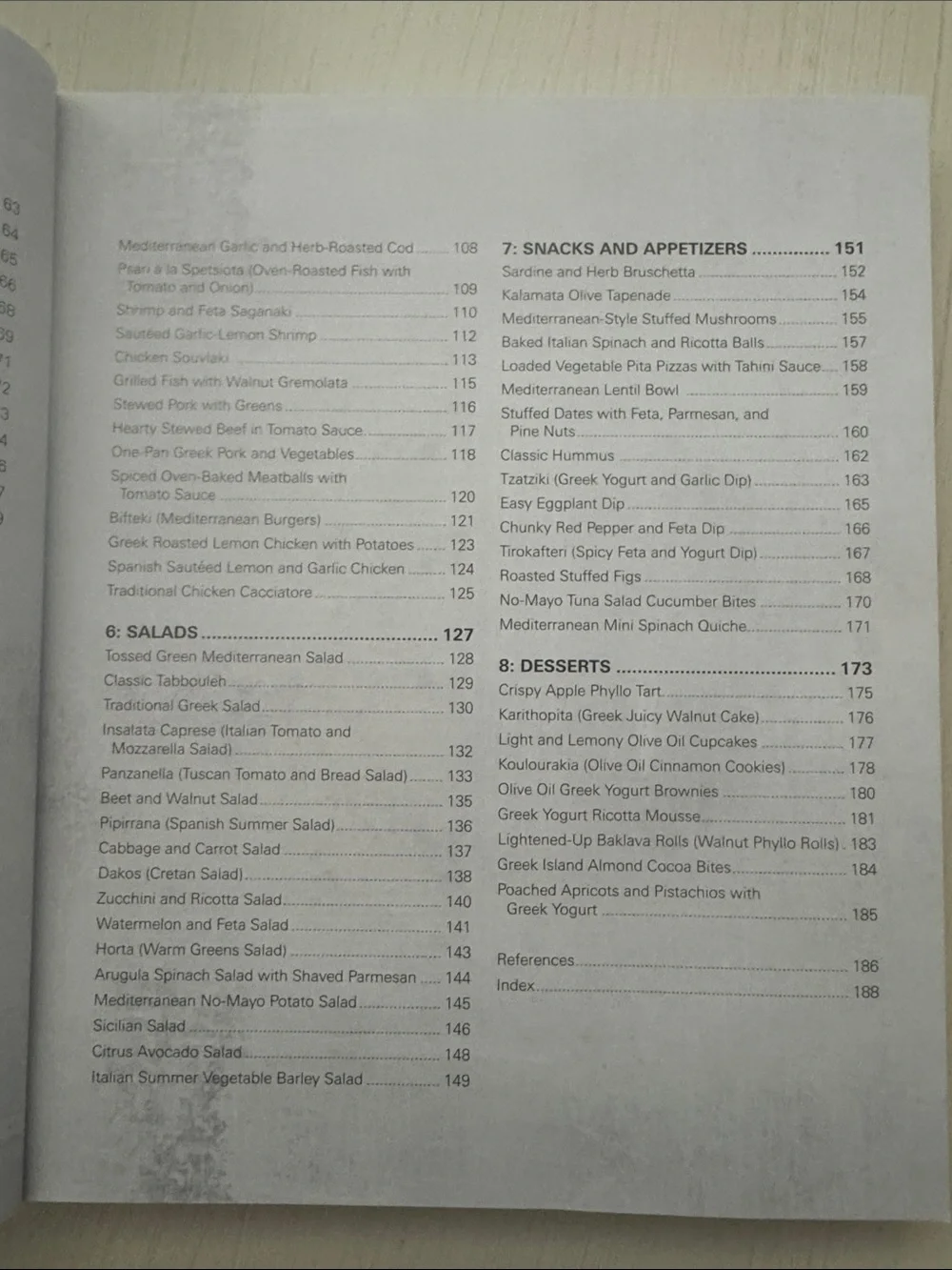 The Mediterranean diet cookbook for beginners-in like new condition